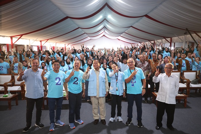 Capres nomor urut dua yang juga Ketua Dewan Induk Koperasi Unit Desa (Inkud) Prabowo Subianto acara seminar nasional koperasi Mitra Digital Sejahtera (MDS Coop) di Desa Cinangka, Purwakarta. (Dok. Tim Media Prabowo)
