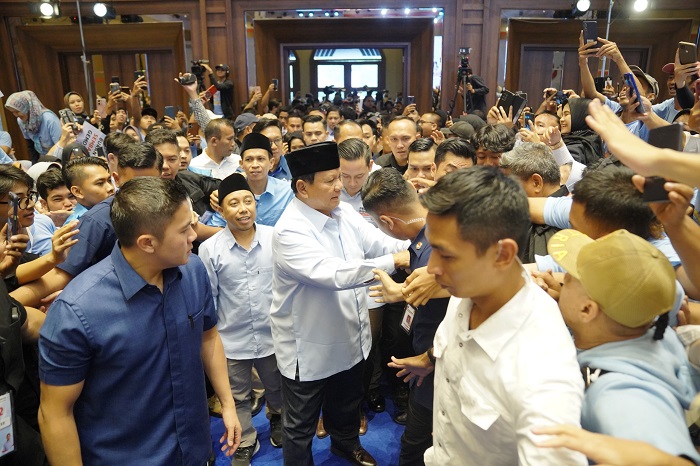 Calon presiden nomor urut dua Prabowo Subianto Menghadiri acara Deklarasi Nasional Gerakan Muslim Persatuan Indonesia Cinta Tanah Air (Gempita) di Grand Sudirman Ballroom. (Dok. Tim Media Prabowo-Gibran)

