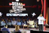 Calon presiden dari nomor urut 2, Prabowo Subianto saat debat capres yang diadakan KPU di Istora Senayan. (Dok. Tim Media Prabowo-Gibran)
